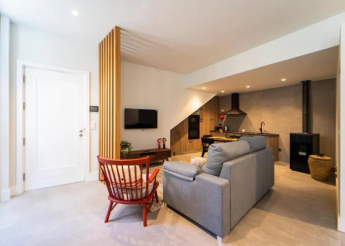 Maria Veiga Виана-ду-Каштелу