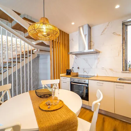 Maria Veiga Viana do Castelo