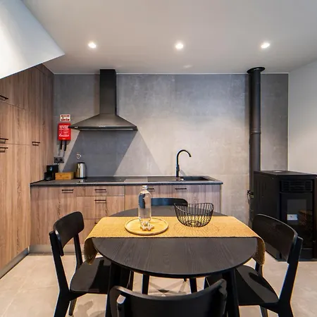 Maria Veiga Viana do Castelo